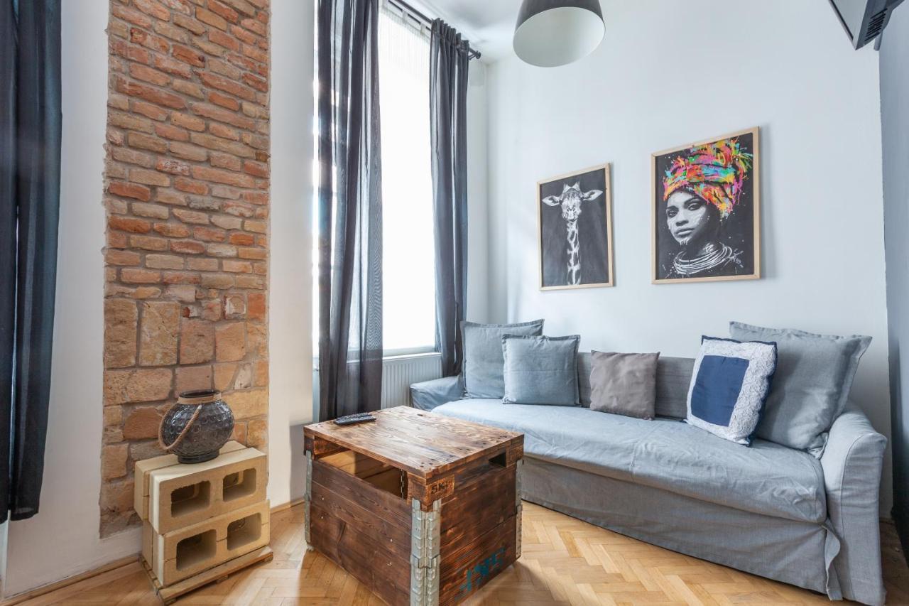 Hedonist 1 Apartamento